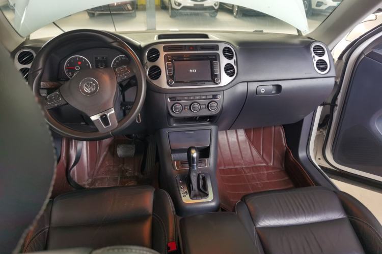 Used Volkswagen Tiguan 2014 1.8TSI Automatic 2WD 30th Anniversary Edition Center Console