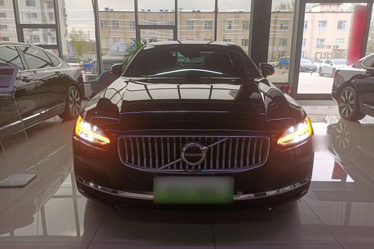 Used Volvo S90 New Energy 2021 T8 eDrive Hybrid Zhiyi Luxury Edition Front