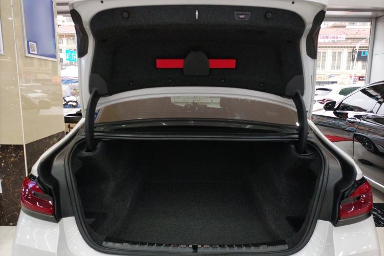 Used BMW 5 Series 2022 Second Facelift 525Li M Sport Package