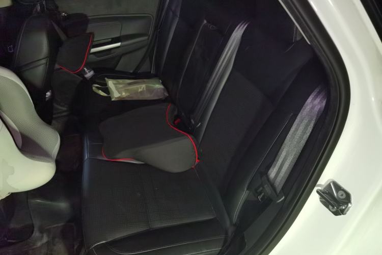 Used Ford Escort 2017 Happiness Edition 1.5L Automatic Fashion Version Left Rear Seat