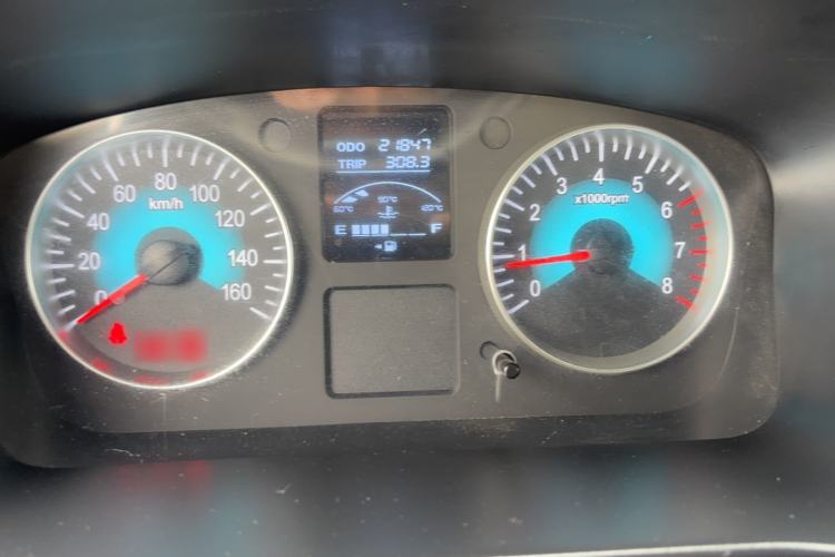 Used Jinbei Gold Hiace M Classic 2024 1.5L Engineering Lion Passenger Vehicle 5 Seats Instrument Cluster