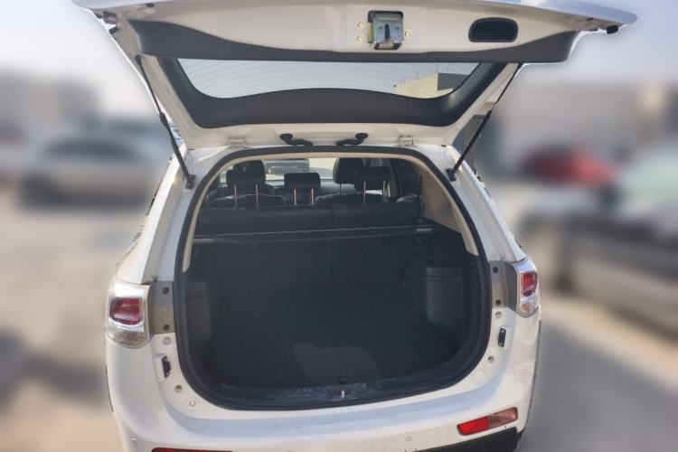 Used Mitsubishi Outlander 2013 2.4L 4x4 Luxury Navigation Edition 5 Seats Trunk