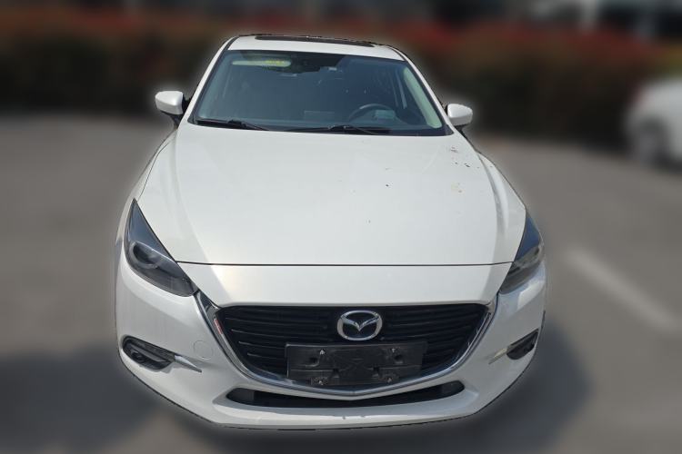 Used Mazda 3 Axela 2017 Hatchback 2.0L Automatic Sport Model China V Emission Standard Front