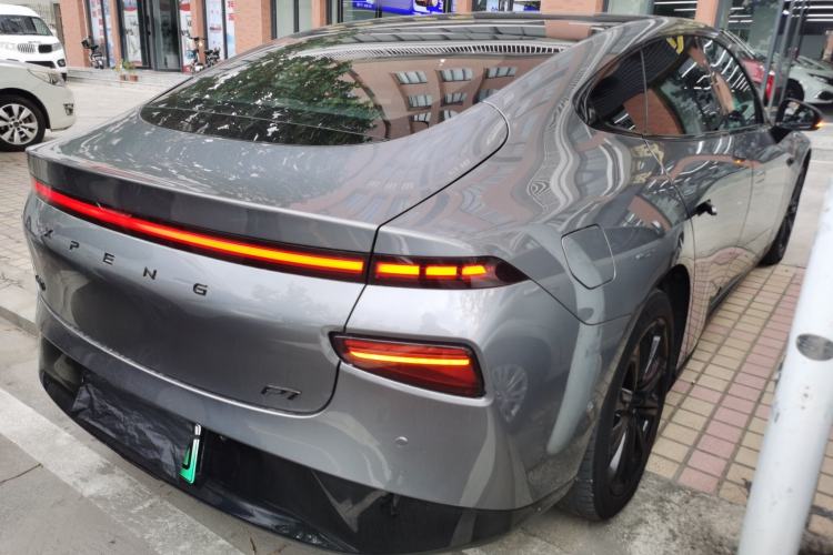 Used XPeng P7 2022 670E+ Pengyi Edition
