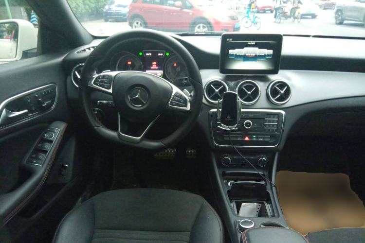 Used Mercedes-Benz CLA 2015 CLA 220 4MATIC
