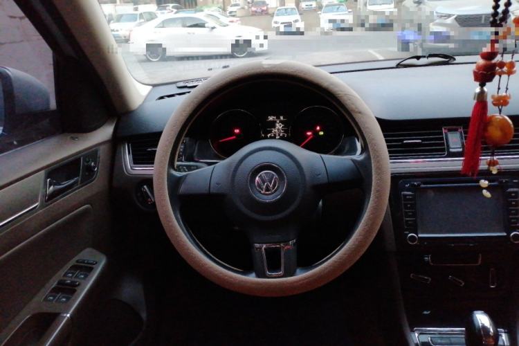 Used Volkswagen Bora 2015 Value Edition 1.6L Automatic Comfort Version