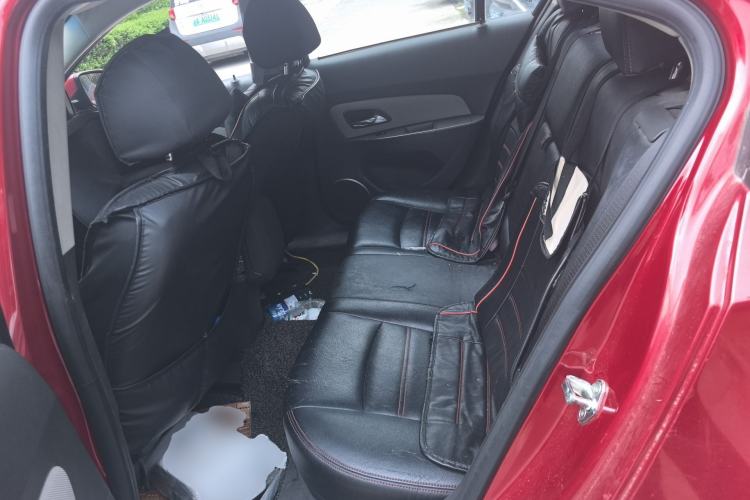 Used Chevrolet Cruze 2013 1.8L SE AT Left Rear Seat