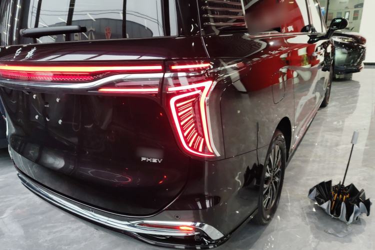 Used Hongqi HQ9 PHEV 2024 2.0T Four-Wheel Drive Business Edition