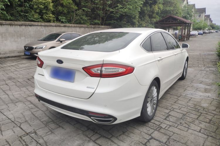 Used Ford Mondeo 2013 2.0L GTDi 200 Luxury Model