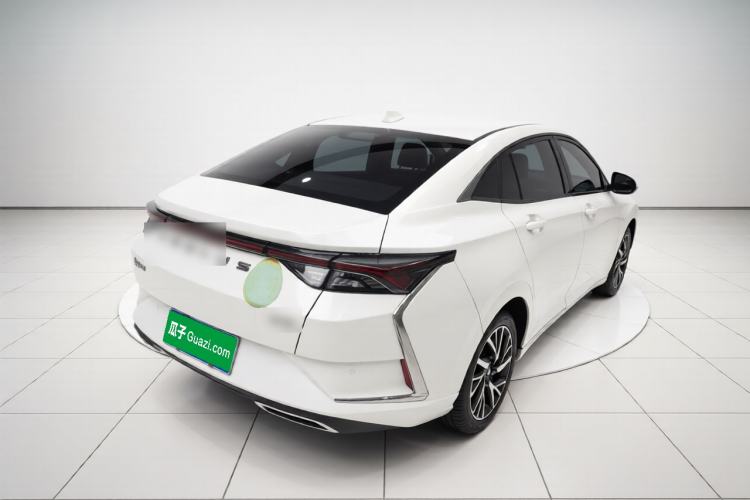 Used Dongfeng Aeolus Yixuan 2020 230T Automatic Cool Edition Exterior 5