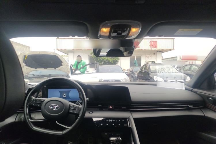 Used Hyundai Elantra 2021 240TGDi DCT TOP Flagship Edition
