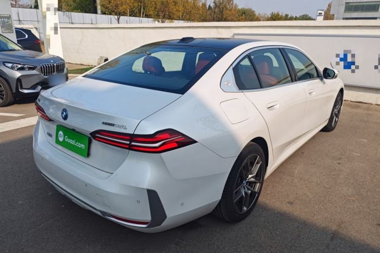 Used BMW i5 2024 eDrive 35L Luxury Package