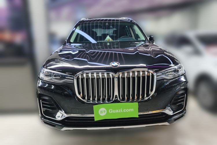 Used BMW X7 2020 xDrive40i Luxury Package with Leading Features