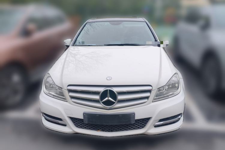 Used Mercedes-Benz C-Class 2011 C 180K Classic model Front
