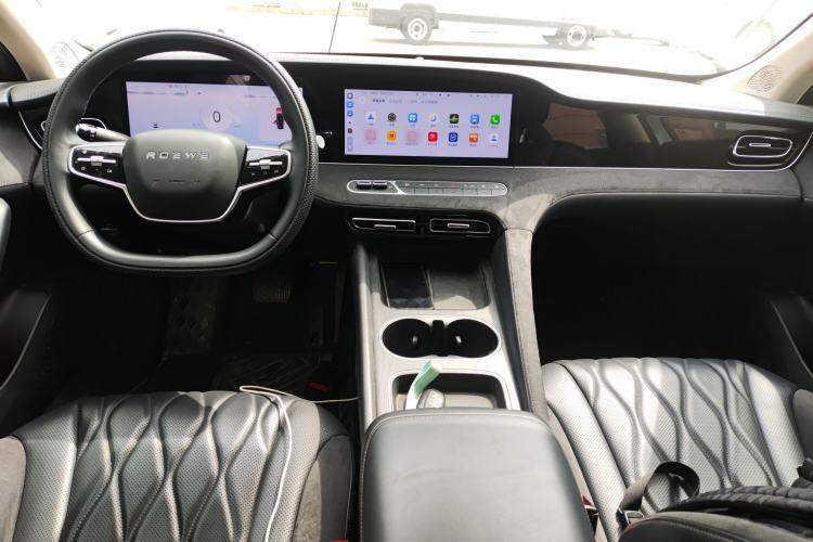 Used Roewe D7 2023 DMH 125km Flagship Edition Center Console