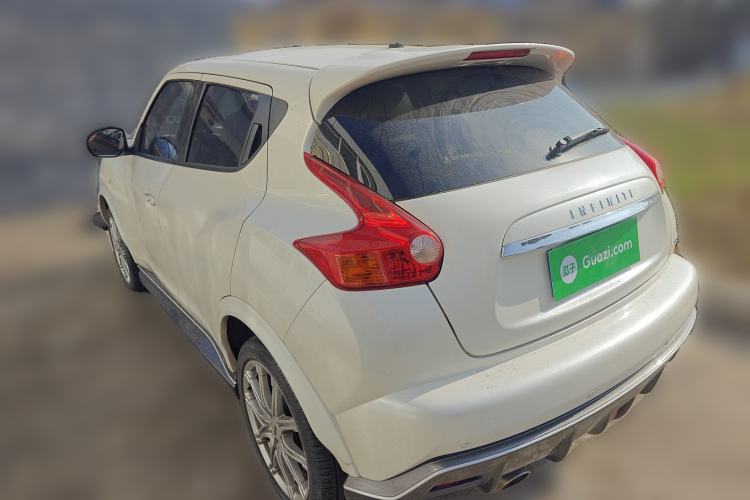 Used Infiniti ESQ 2014 1.6L Spontaneous Edition
