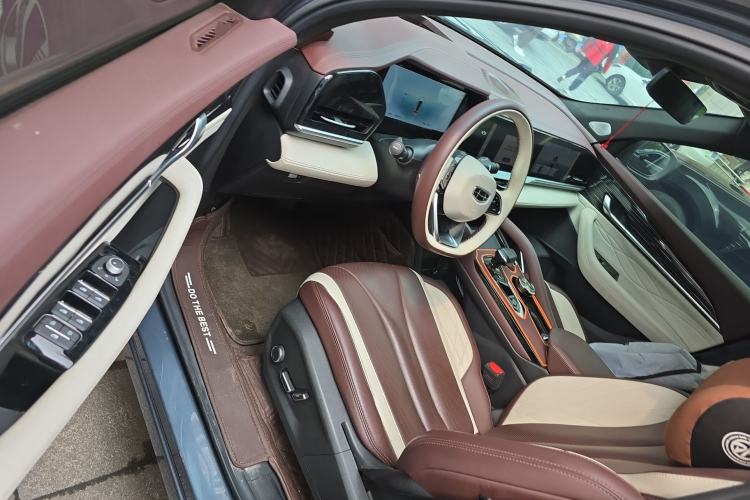 Used Geely Auto Monjaro L 2024 2.0TD High-Power Automatic Two-Wheel Drive Skyline Edition
