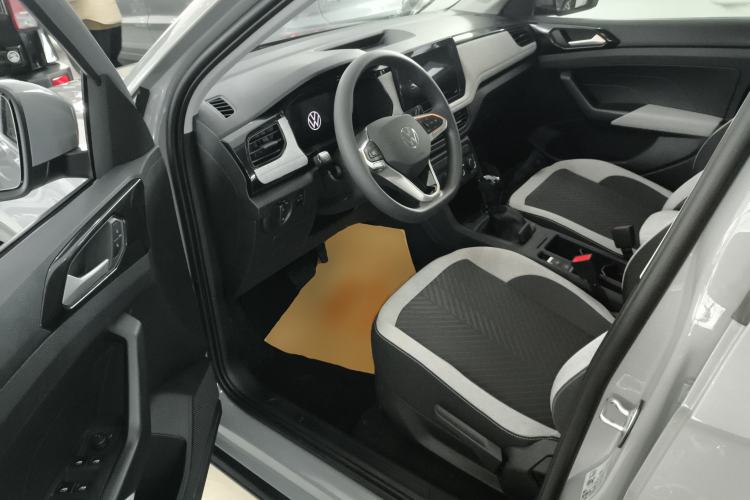 Used Volkswagen Tharu 2026 Model Xinrui 1.5L Rujin Edition Driver Seat