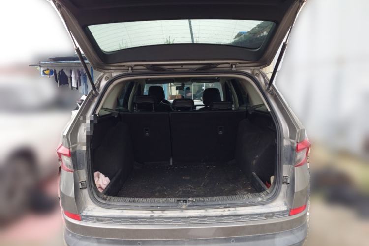 Used Skoda Kodiaq 2019 Restyled TSI330 5-Seater Two-Wheel Drive Comfort Version China V Emission Standard Trunk