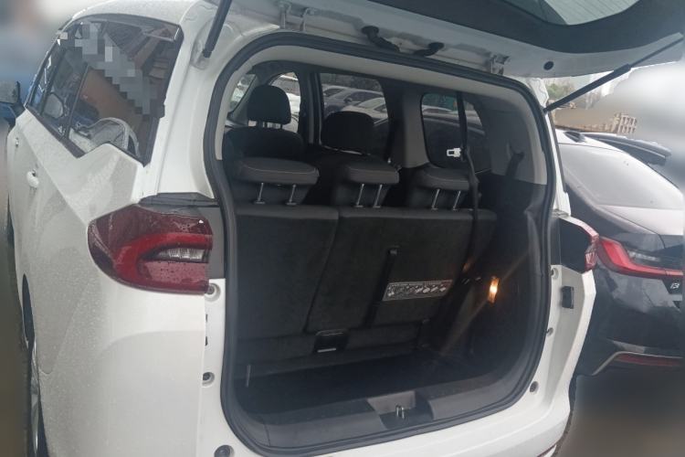 Used GAC Trumpchi M6 2023 PRO 270T DCT Elite Edition Trunk