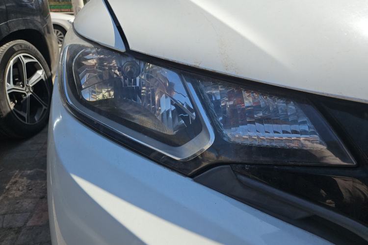 Used Honda Fit 2016 1.5L LXS CVT Comfort Sunroof Version
