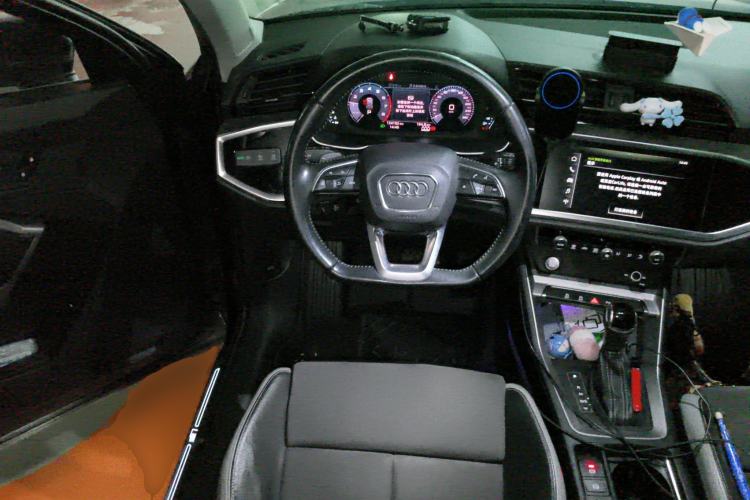 Used Audi Q3 2019 40 TFSI Fashion Dynamic Model
