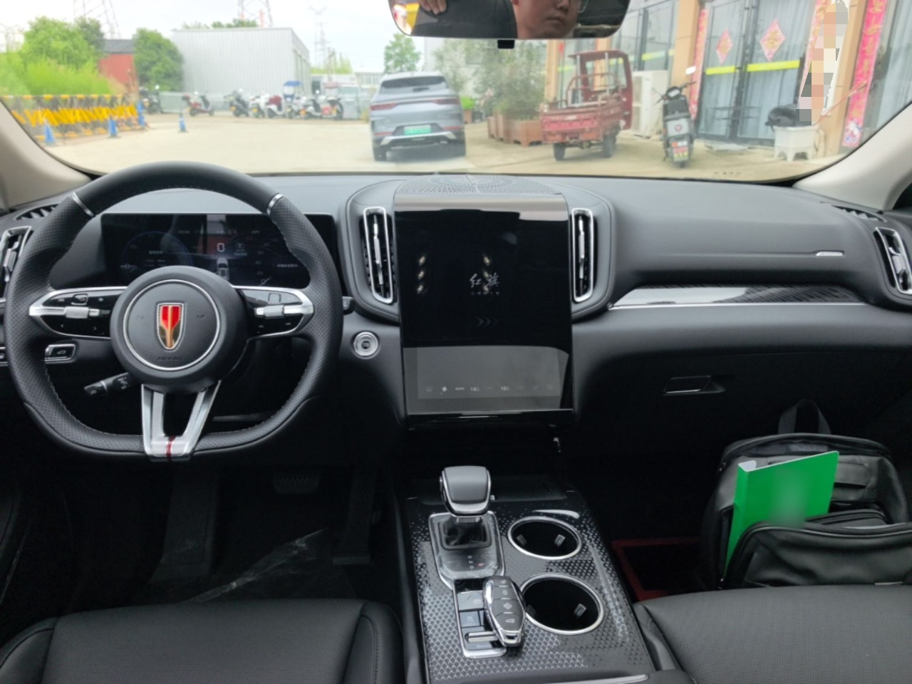 Hongqi HS3 PHEV 2025 Model PHEV 117km Jingwei PLUS Edition — снимка 12