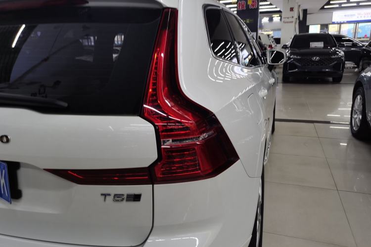 Used Volvo XC60 2020 T5 4x4 Zhiyi Luxury Edition