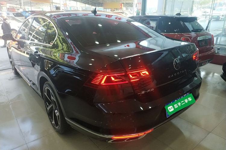 Used Volkswagen Magotan 2023 2 Million Units Limited Edition 330TSI DSG Leading Version