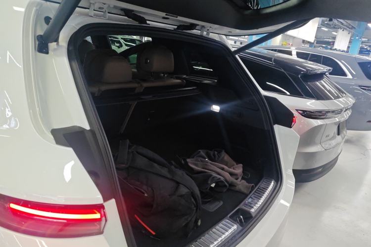 Used Li Auto L7 2025 Max Smart Refresh Edition Trunk