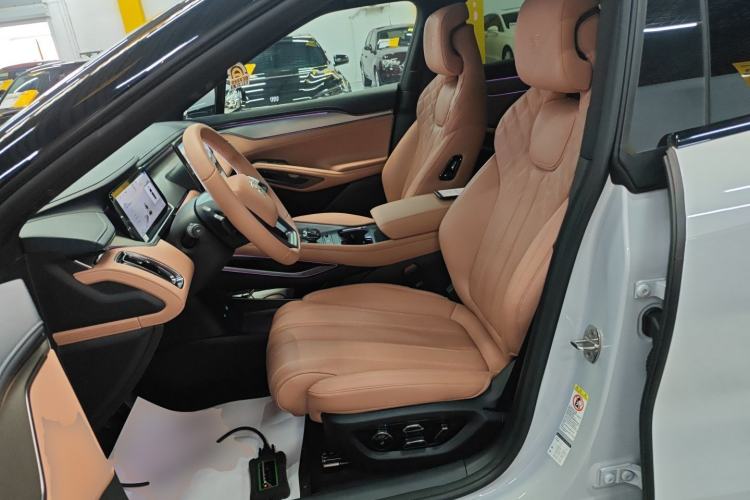 Used BYD Song L EV 2025 662 km Advanced Intelligent Driving Version
