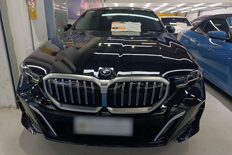 Used BMW 5 Series 2025 530Li Leading Model M Sport Package
