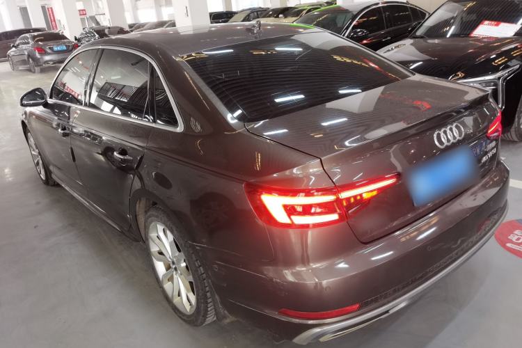 Used Audi A4L 2019 40 TFSI Fashion Edition China VI Emission Standard