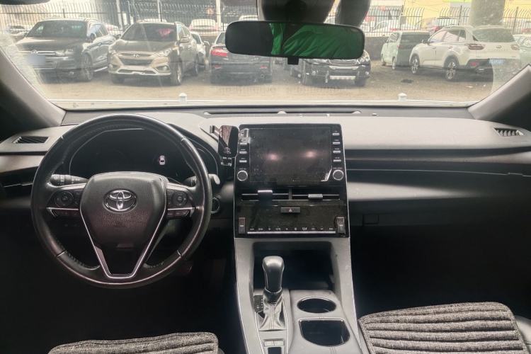 Used Toyota Avalon 2019 2.0L XLE Premium Edition China VI Interior 2