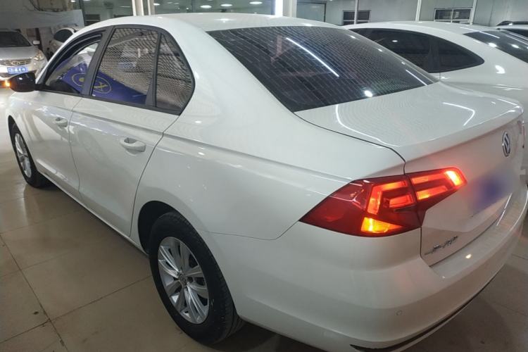 Used Volkswagen Bora 2016 1.6L Automatic Fashion Model