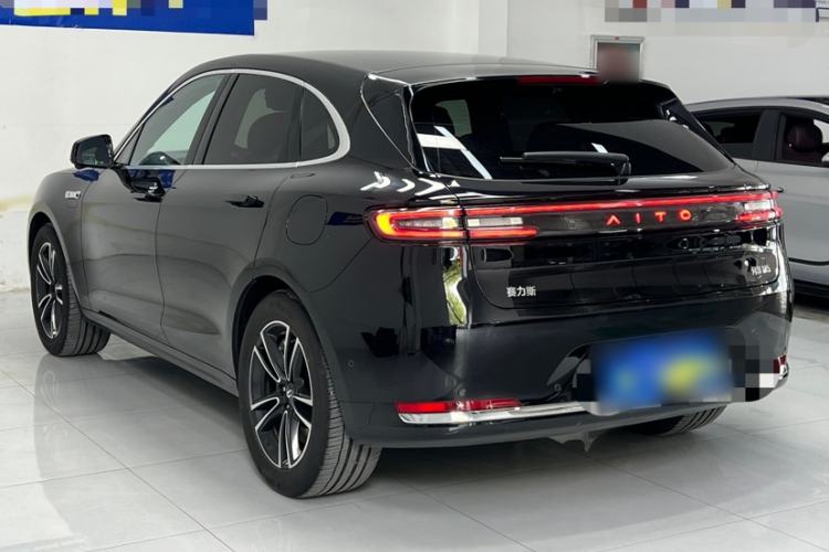 Used Hima AITO M5 2025 Extended-Range Ultra Rear-Wheel-Drive Version Exterior 2