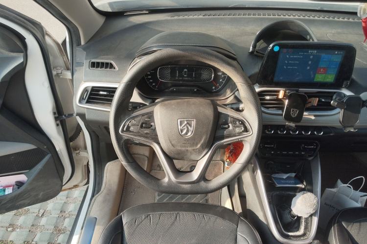 Used Baojun 510 2017 1.5L Manual Fashion Model
