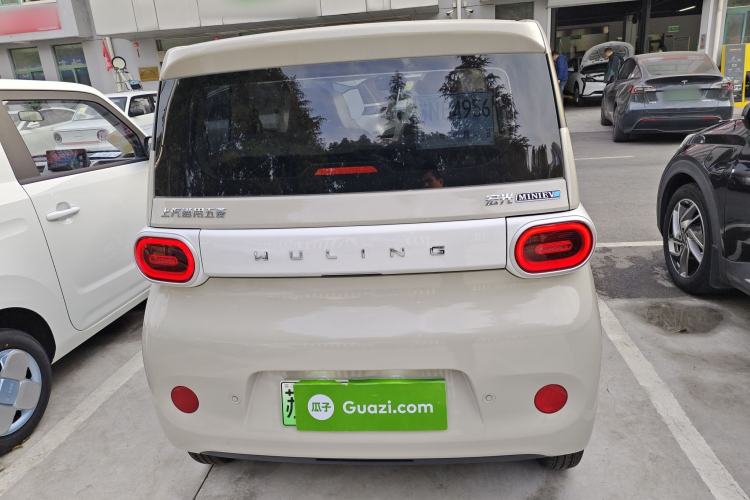Used Wuling Hongguang MINIEV 2024 3rd Generation 215km Youth Edition
