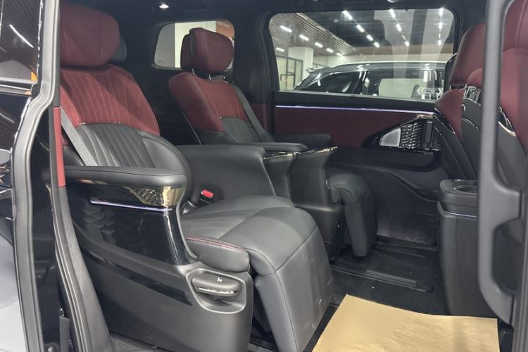 Used GAC Trumpchi M8 2025 Zongshi Series Super Hybrid Edition
