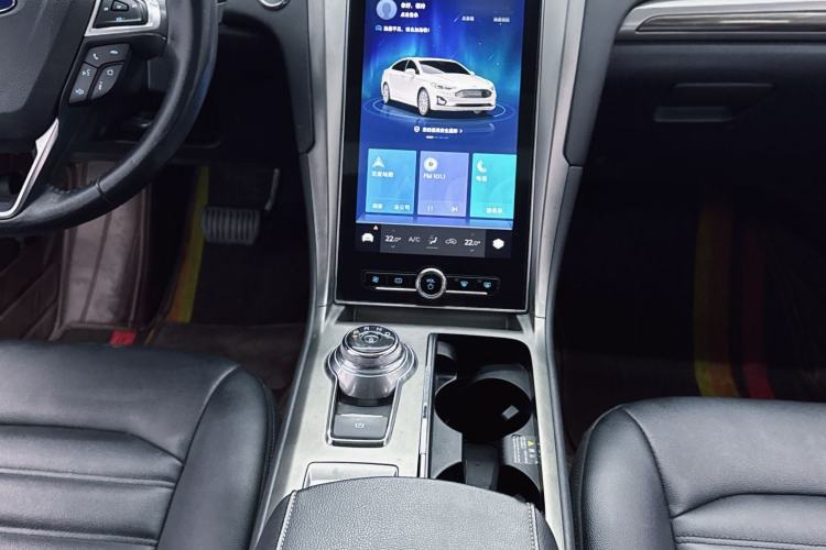 Used Ford Mondeo 2020 EcoBoost 180 Stylish Model Interior 4