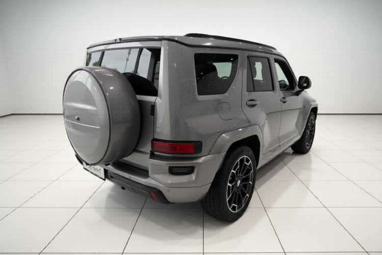 Used Tank 700 New Energy 2024 Hi4-T Extreme Edition Rear Right 45 Deg