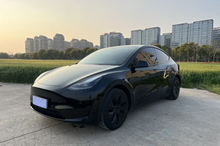 Used Tesla Model Y 2023 Rear-Wheel-Drive Version