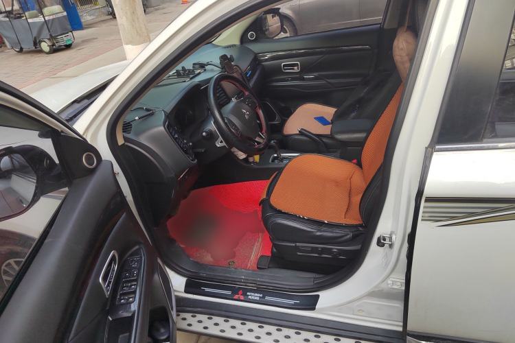 Used Mitsubishi Outlander 2016 2.4L 4x4 Elite Edition 5 Seats
