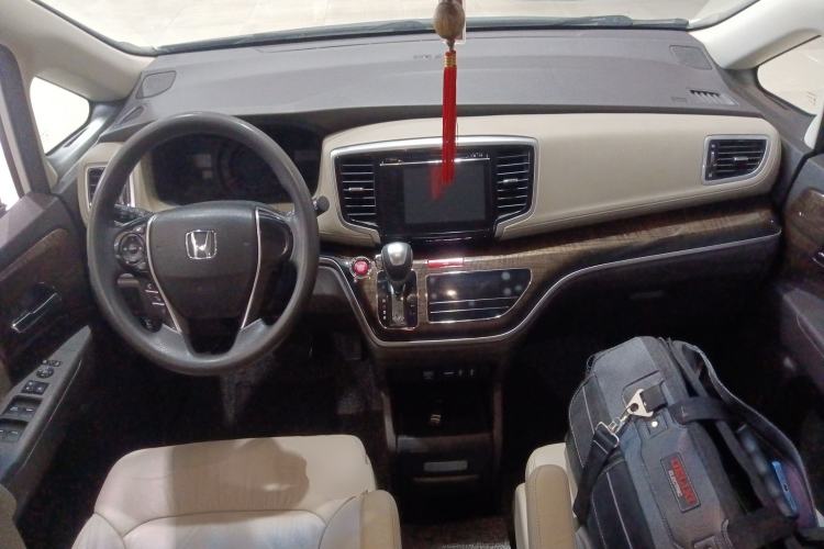 Used Honda Odyssey 2017 2.4L Luxury Edition Center Console