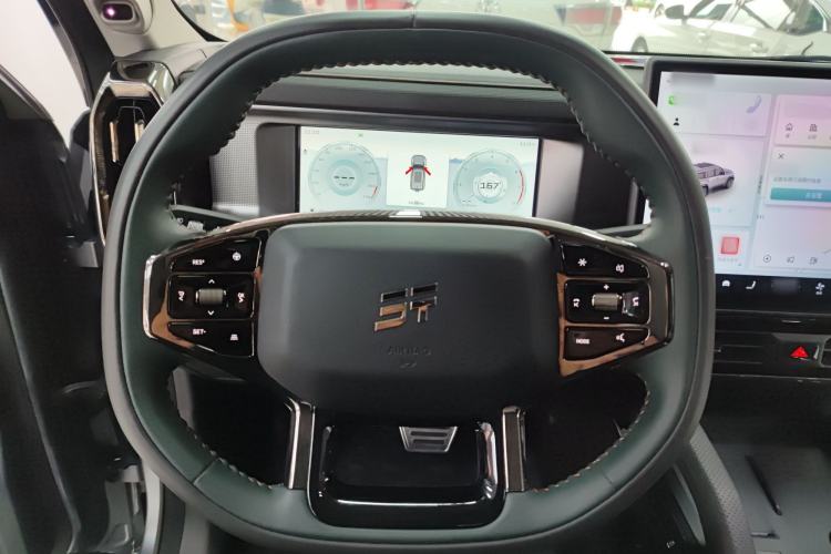 Used JETOUR Traveler 2023 2.0T All-Wheel-Drive CrossPRO
