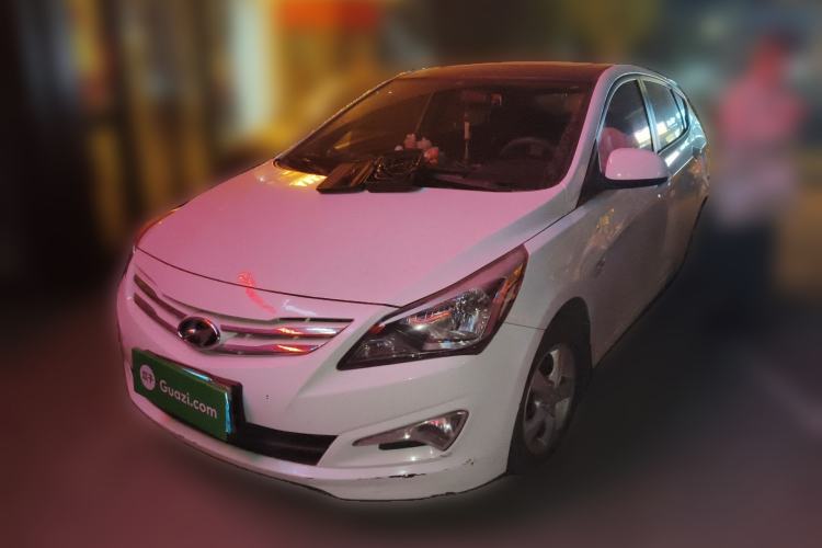 Used Hyundai Verna Ray 2014 1.4L Automatic GLX