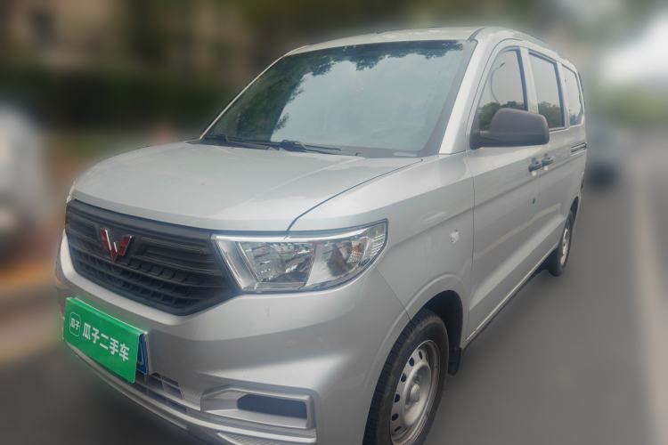Used Wuling Hongguang V 2022 1.5L Jingqu Edition Electric-Assist LAR