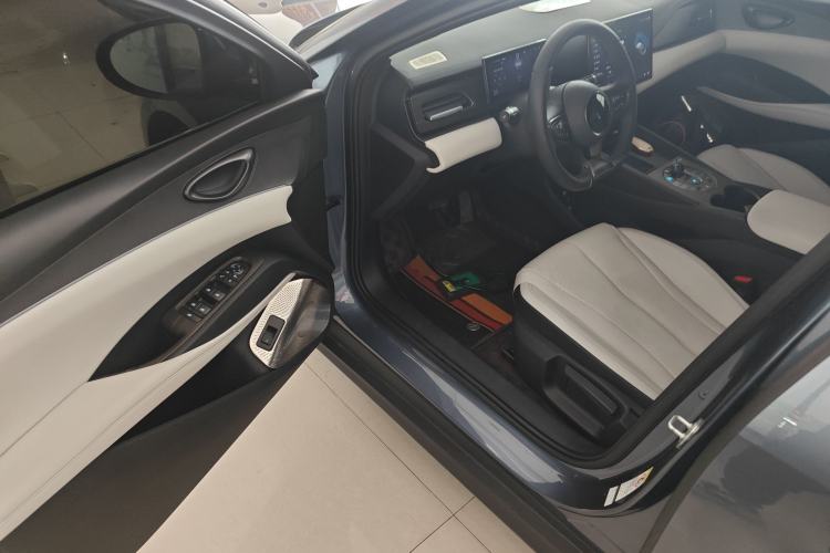 Used BYD Seal 06 New Energy 2025 DM-i Smart Drive 80KM Luxury Model Driver Seat