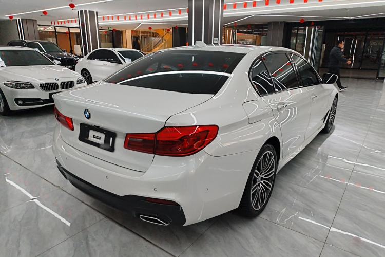Used BMW 5 Series 2018 Facelifted 530Li xDrive M Sport Package
