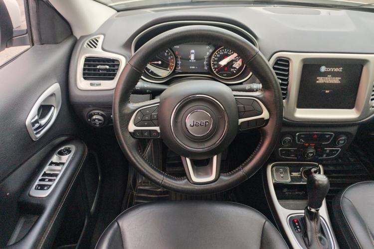 Used Jeep Compass 2017 200T Automatic Family Edition